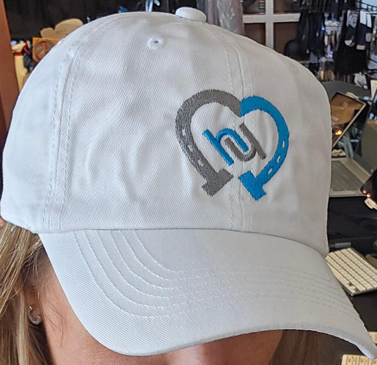 Logo Hat